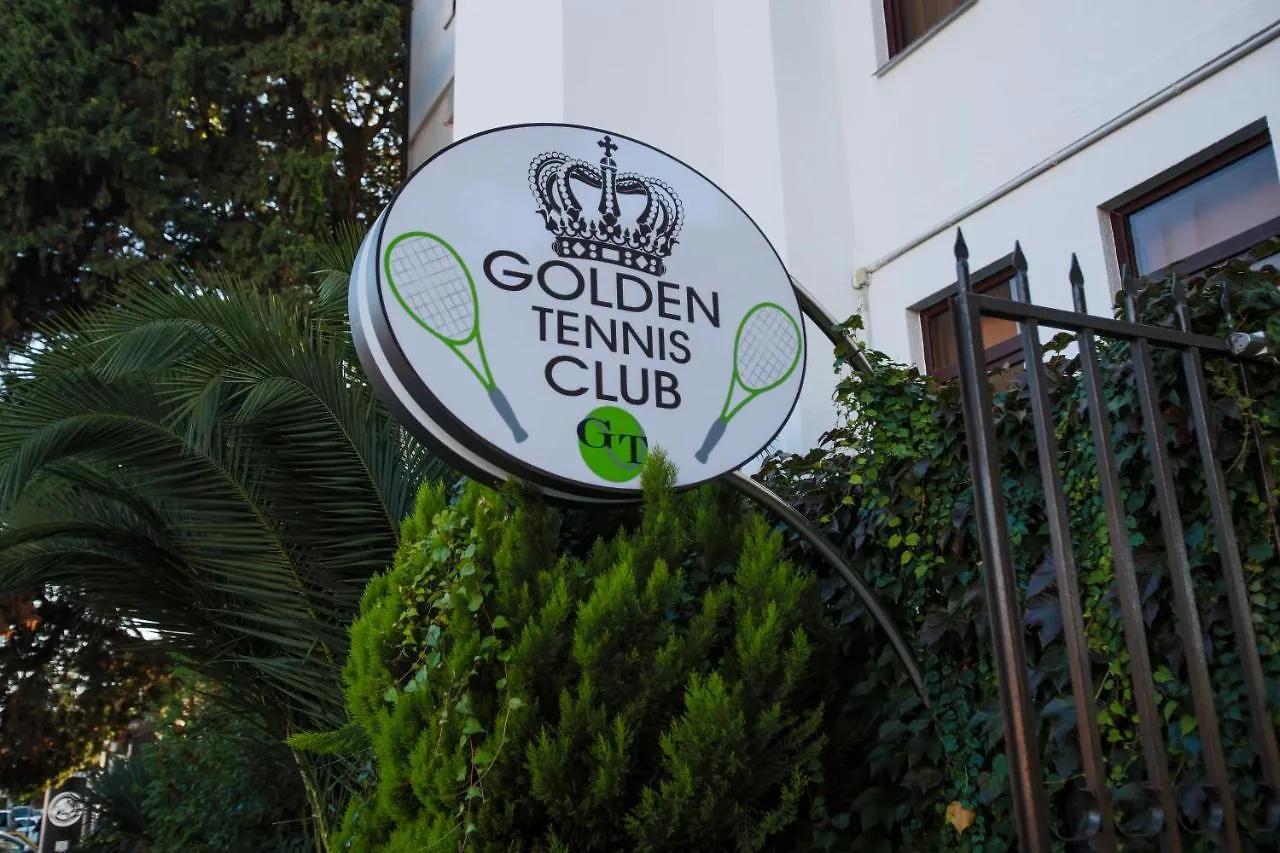 阿德勒 Golden Tennis Club酒店 3*,